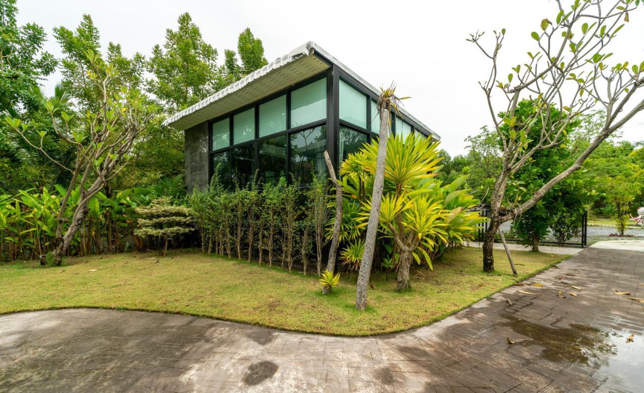 Utapao Sattahip Rayong Resort Ban Nong Sa Exterior foto